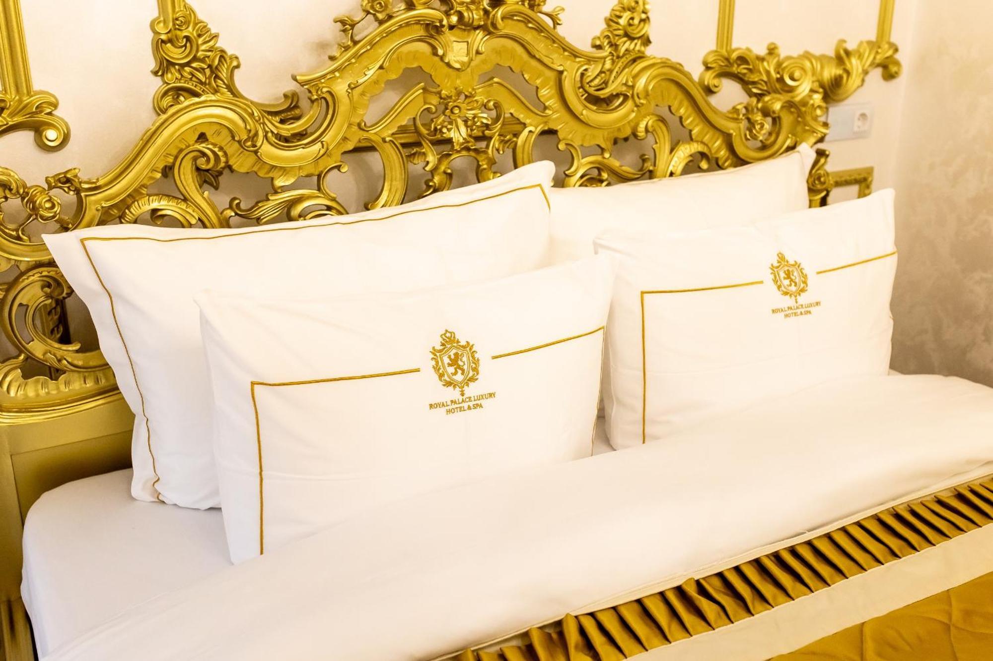 Royal Palace Luxury Hotel And Spa Khmelʼnytsʼkyy Quarto foto