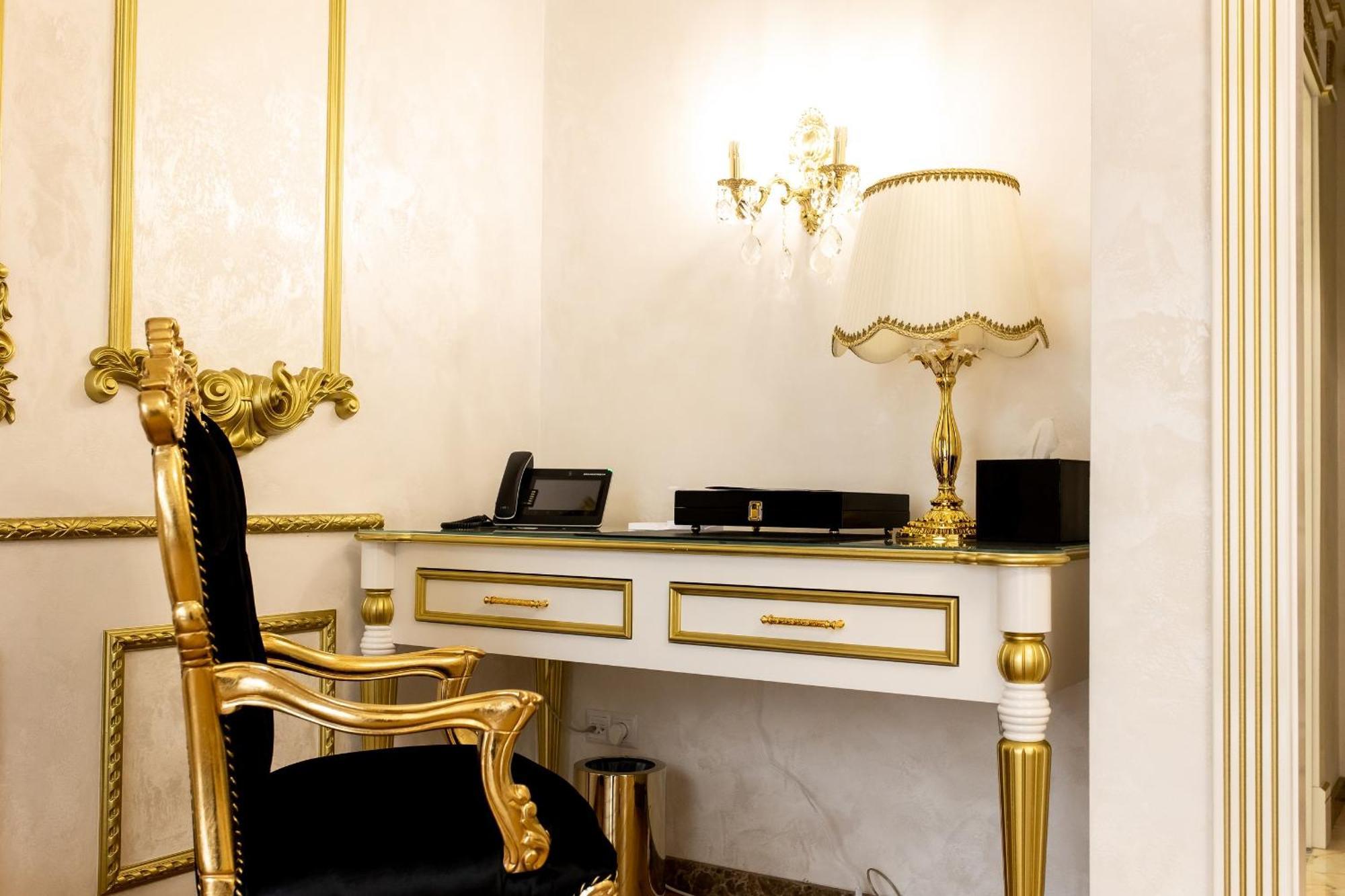 Royal Palace Luxury Hotel And Spa Khmelʼnytsʼkyy Quarto foto