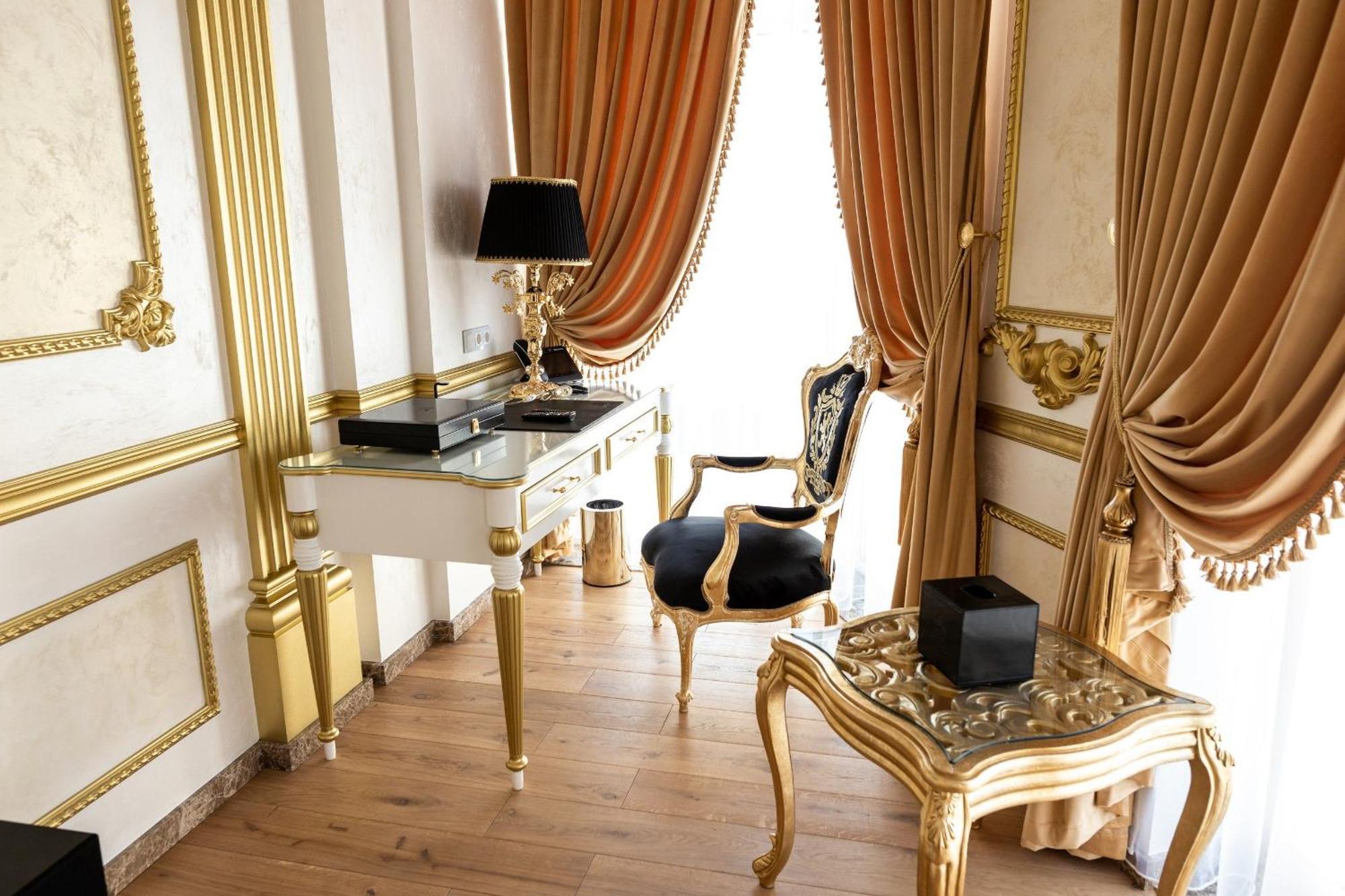 Royal Palace Luxury Hotel And Spa Khmelʼnytsʼkyy Quarto foto