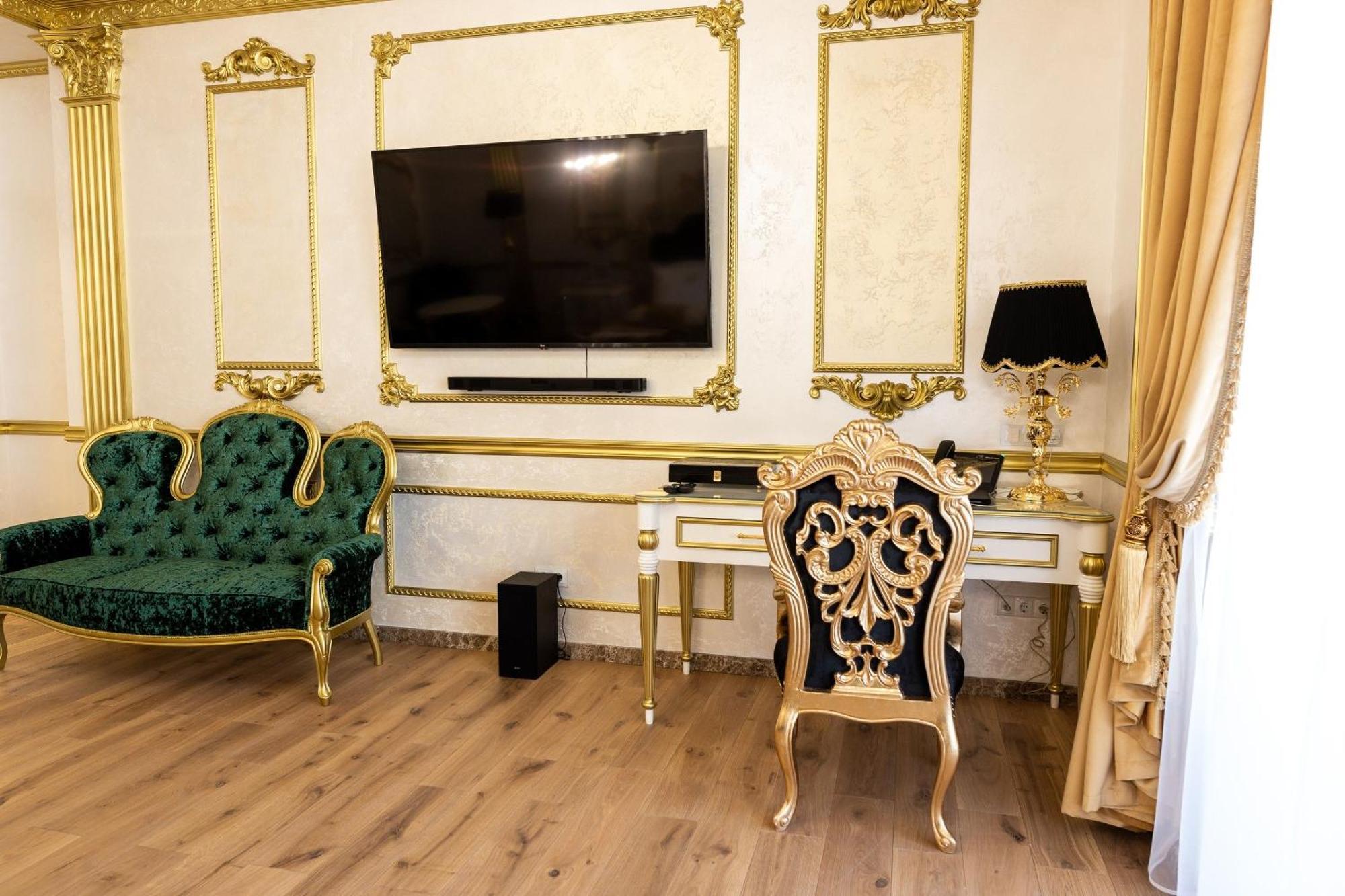 Royal Palace Luxury Hotel And Spa Khmelʼnytsʼkyy Quarto foto